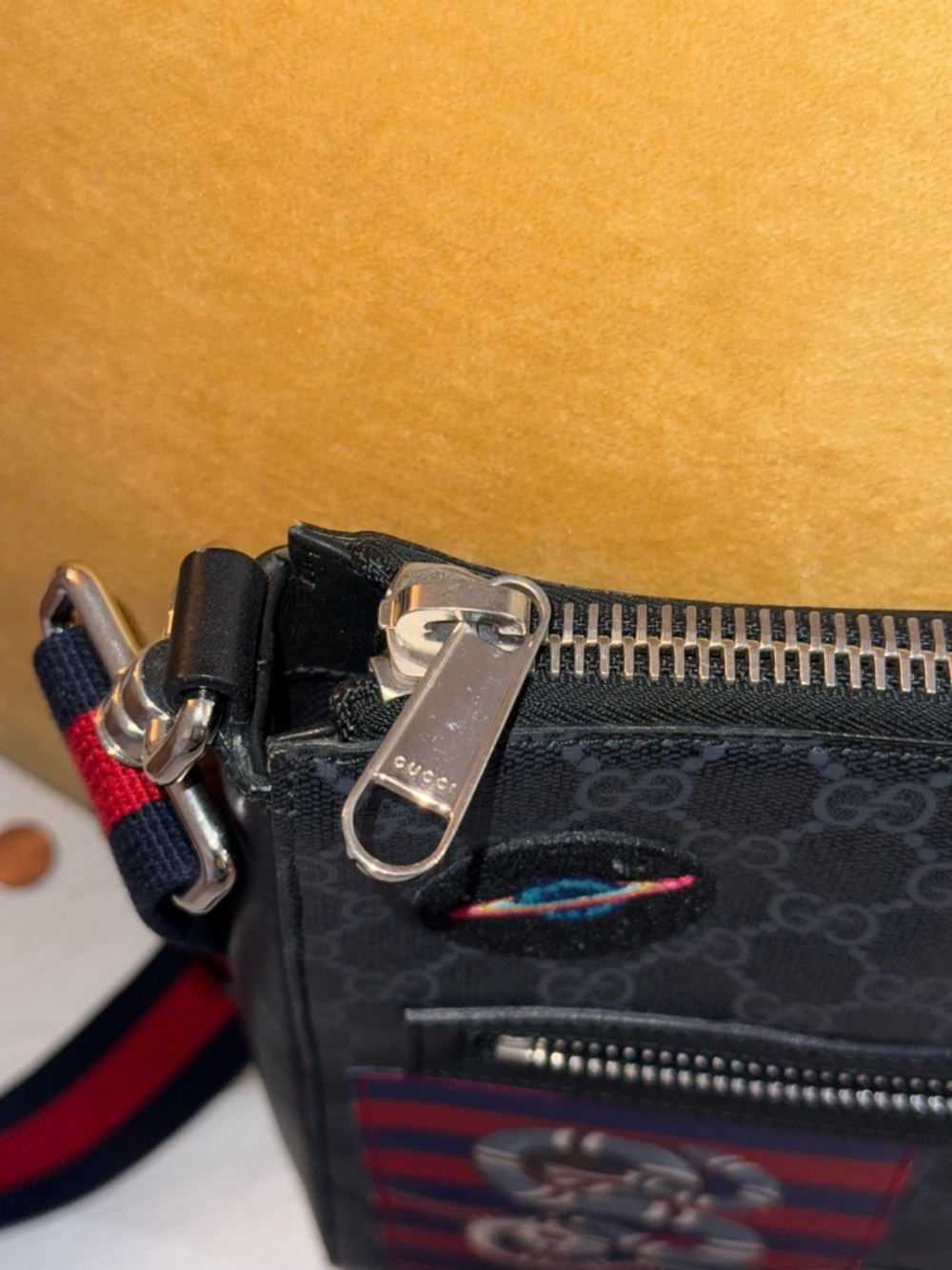 Pristine Condition Gucci Black Canvas Messenger Bag - Picture 8 of 9